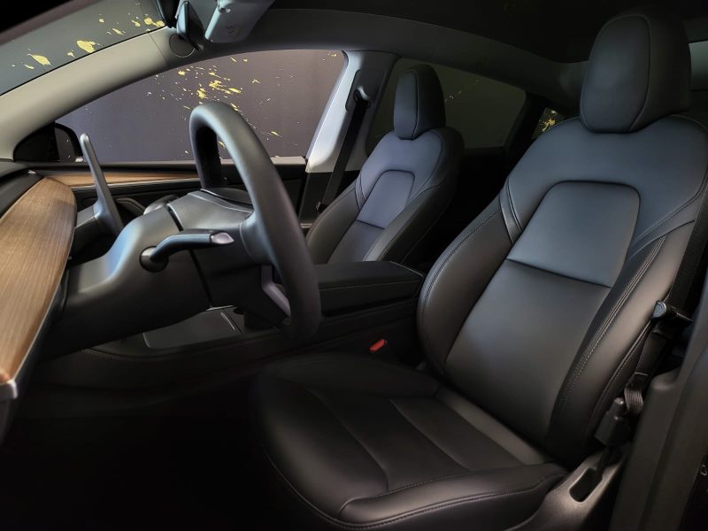 TESLA MODEL Y PERFORMENCE / AUTOPILOT+VOLANT CHAUFFANT+ATTELAGE/