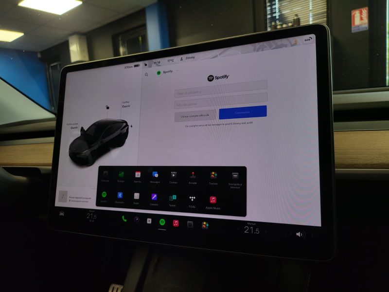 TESLA MODEL Y PERFORMENCE / AUTOPILOT+VOLANT CHAUFFANT+ATTELAGE/