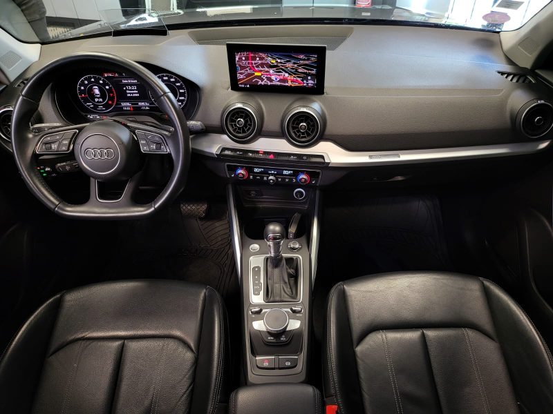 AUDI Q2 35 TFSI DSG7 150cv DESIGN LUXE / SUIVI AUDI / TOIT OUVRANT / TETE HAUTE / SONO BANG & OLUFSE