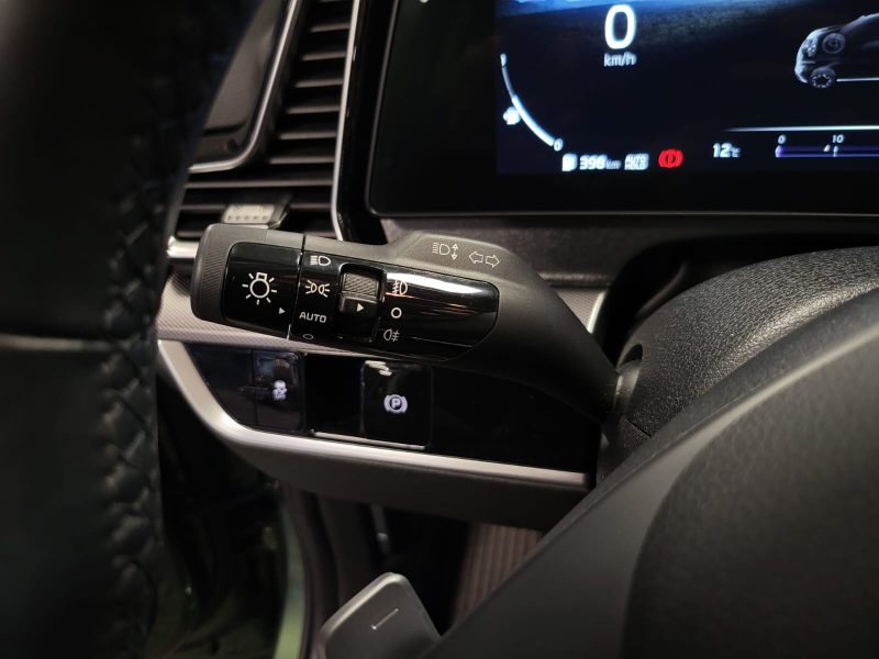 KIA SPORTAGE 1.6 T-GDi 230cv DESIGN / SIÈGES CHAUFFANTS+CARPLAY+CAMÉRA DE RECUL+ENTRETIEN COMPLET KI