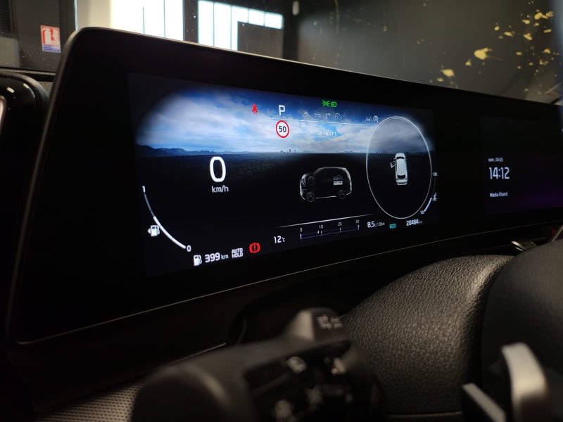 KIA SPORTAGE 1.6 T-GDi 230cv DESIGN / SIÈGES CHAUFFANTS+CARPLAY+CAMÉRA DE RECUL+ENTRETIEN COMPLET KI