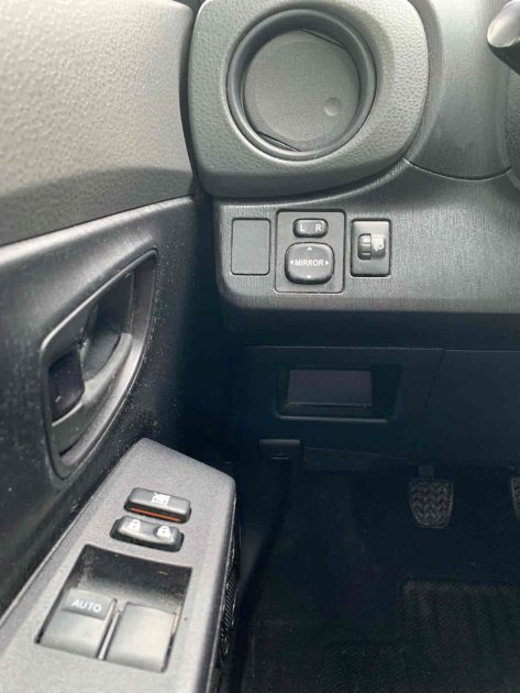 TOYOTA YARIS III 2014