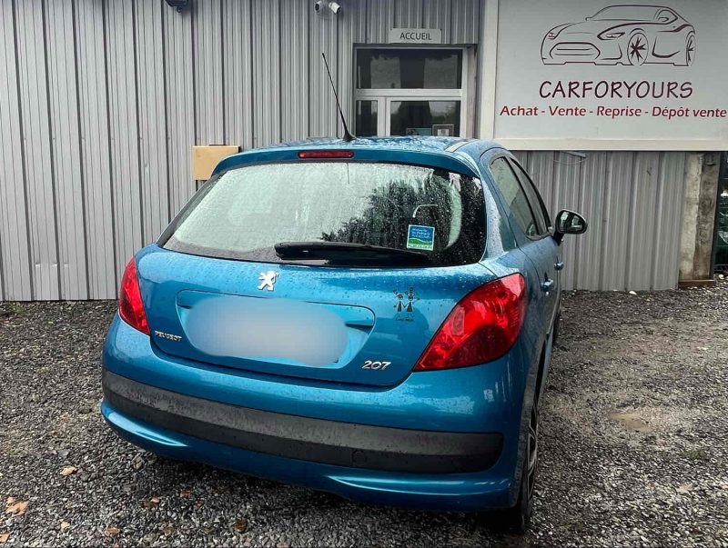 PEUGEOT 207 2009