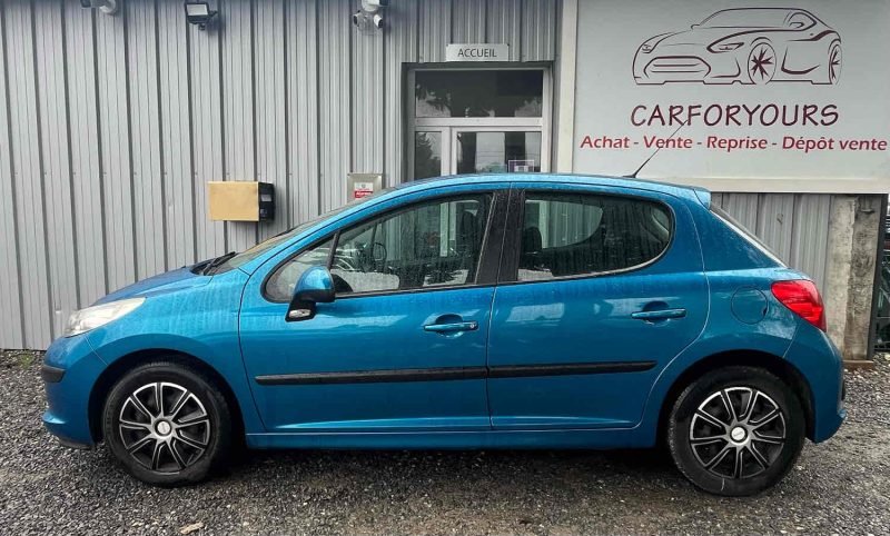 PEUGEOT 207 2009