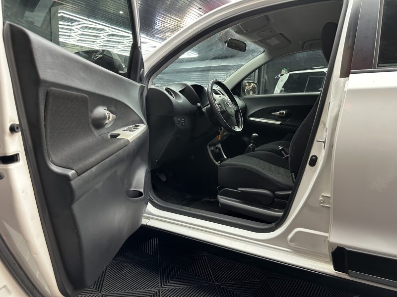 TOYOTA URBAN CRUISER 2009