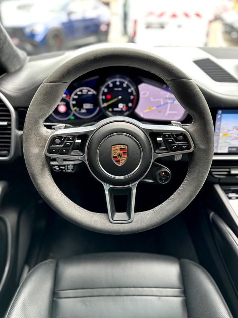 PORSCHE CAYENNE 2019