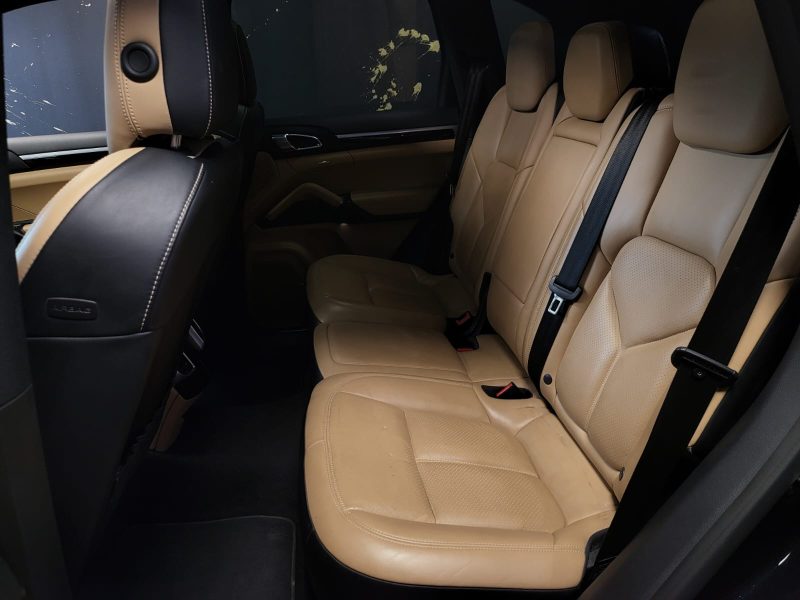 PORSCHE CAYENNE S 3.0 V6 E-Hybrid 416cv AWD / ORIGINE FRANCE / SUIVI COMPLET POSCHE / PACK CHRONO / 