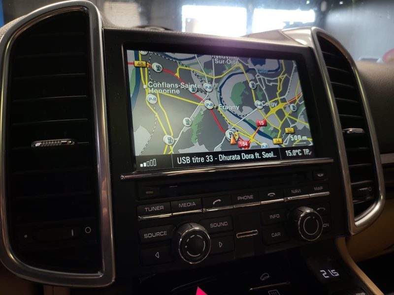 PORSCHE CAYENNE S 3.0 V6 E-Hybrid 416cv AWD / ORIGINE FRANCE / SUIVI COMPLET POSCHE / PACK CHRONO / 