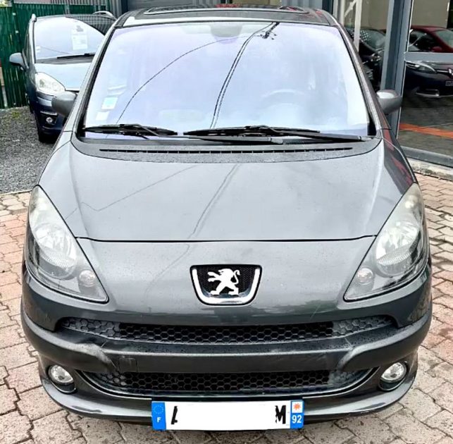 PEUGEOT 1007 Blue Lion 1.6L 16V HDi 110cv SPORTY PACK / REVISER_GARANTIE