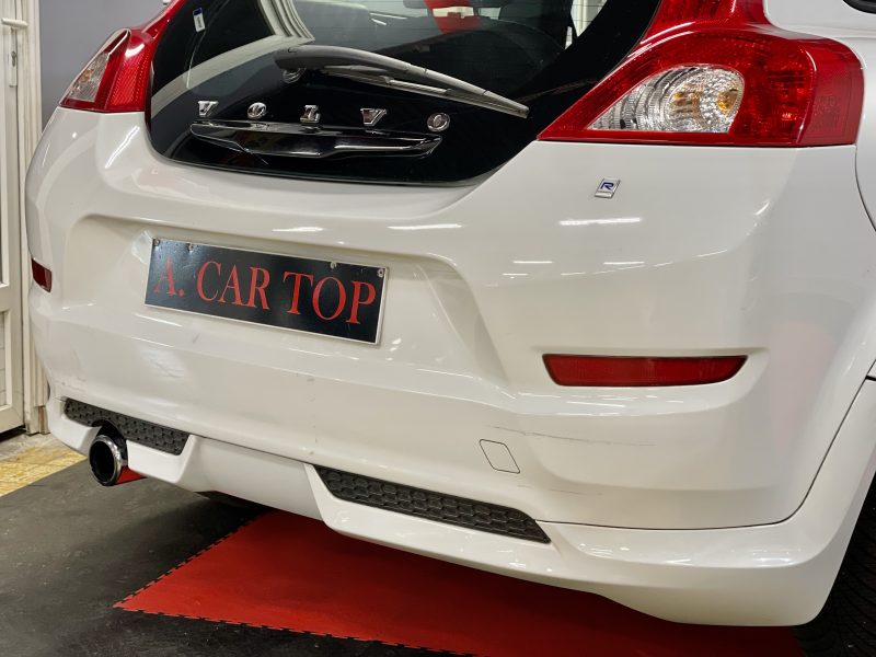 VOLVO C30/1.6D 115CV D2/1MAIN/R-DISIGN/CARNET COMPLET/AN2012/TRES PROPRE