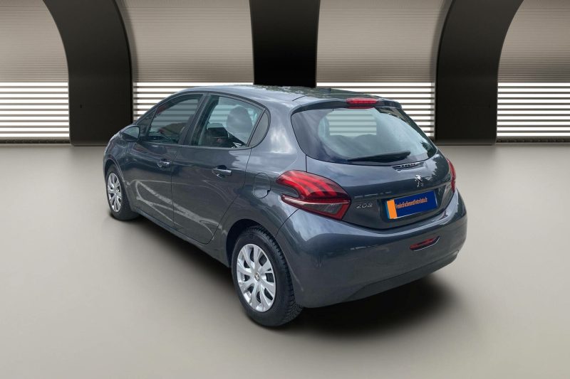 PEUGEOT 208 2016