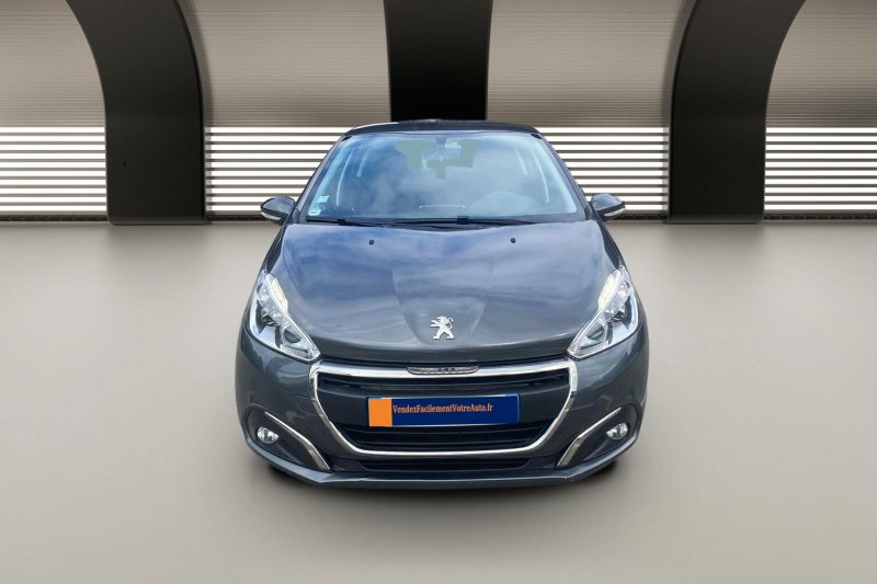 PEUGEOT 208 2016