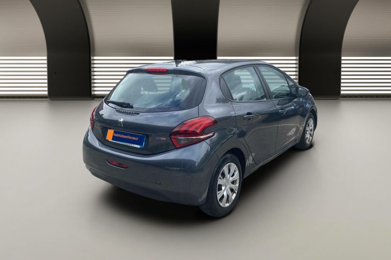 PEUGEOT 208 2016