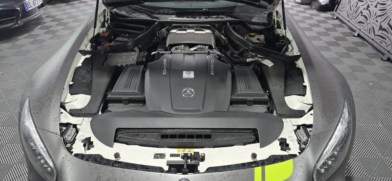 MERCEDES AMG GT 2017