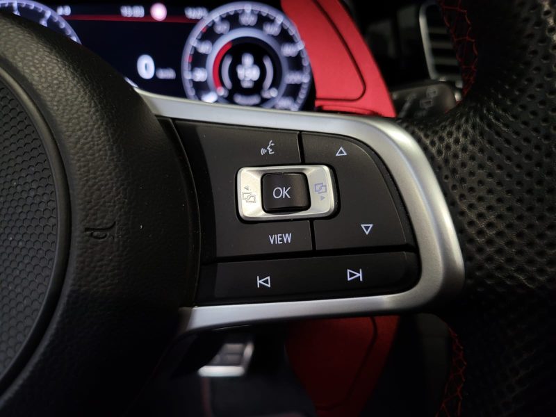 VOLKSWAGEN GOLF VII GTI TCR 2.0 TSI 290cv / TOIT OUVRANT+SIÈGES CHAUFFANTS+CARPLAY+CAMÉRA DE RECUL+E