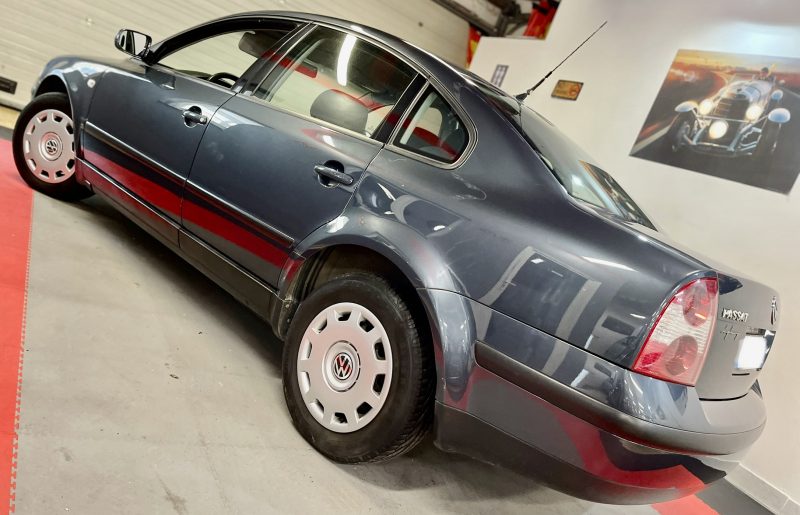 VOLKSWAGEN PASSAT/1.9TDI 100CV/1 MAIN/128600KM/TRES PRORPE.