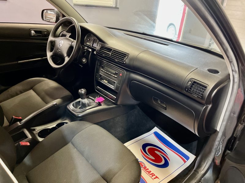 VOLKSWAGEN PASSAT/1.9TDI 100CV/1 MAIN/128600KM/TRES PRORPE.