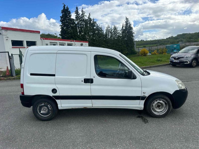 PEUGEOT PARTNER Camionnette/Monospace 2008