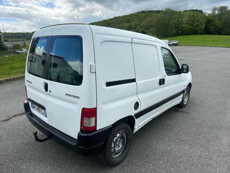 PEUGEOT PARTNER Camionnette/Monospace 2008