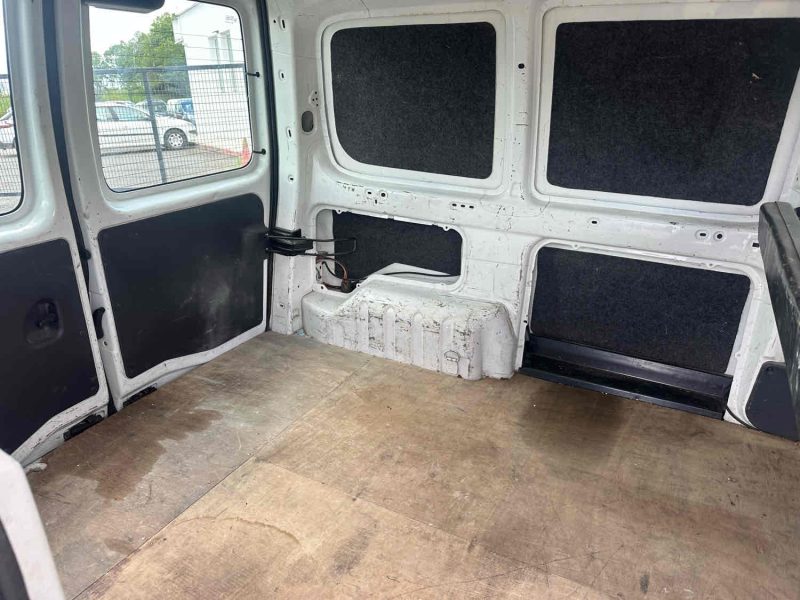 PEUGEOT PARTNER Camionnette/Monospace 2008