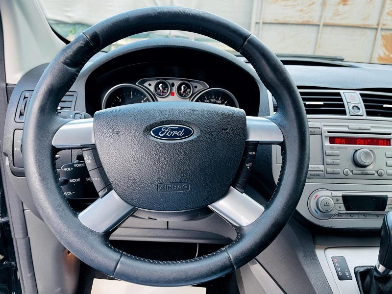 FORD KUGA I 2011