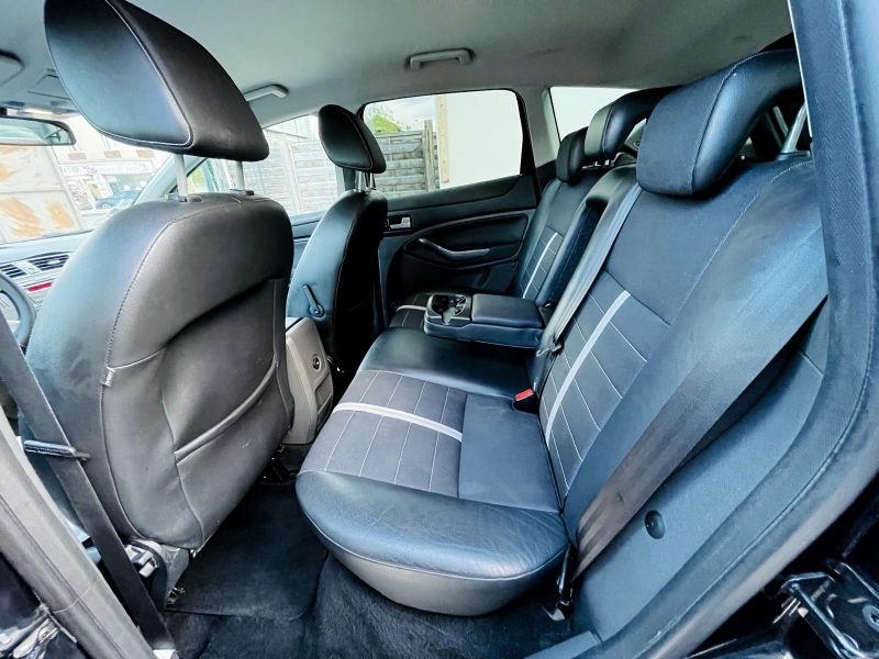 FORD KUGA I 2011