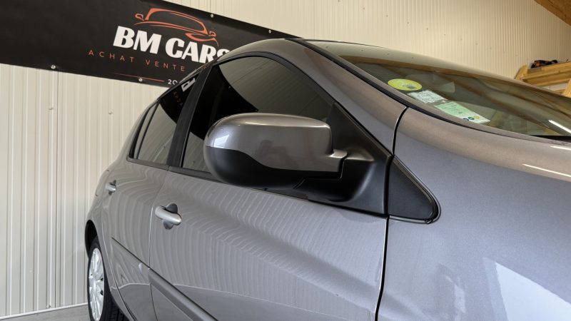 RENAULT CLIO III 2011