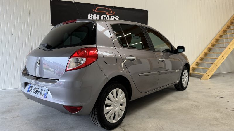 RENAULT CLIO III 2011