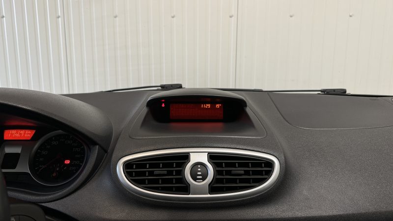 RENAULT CLIO III 2011