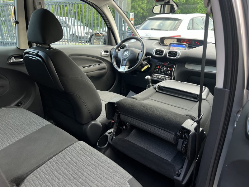 CITROEN C3 PICASSO PHASE 2 EXCLUSIVE 1.2 110 1ERE MAIN CAMERA GPS BLUETOOTH CRIT AIR 1 Garantie 1 an