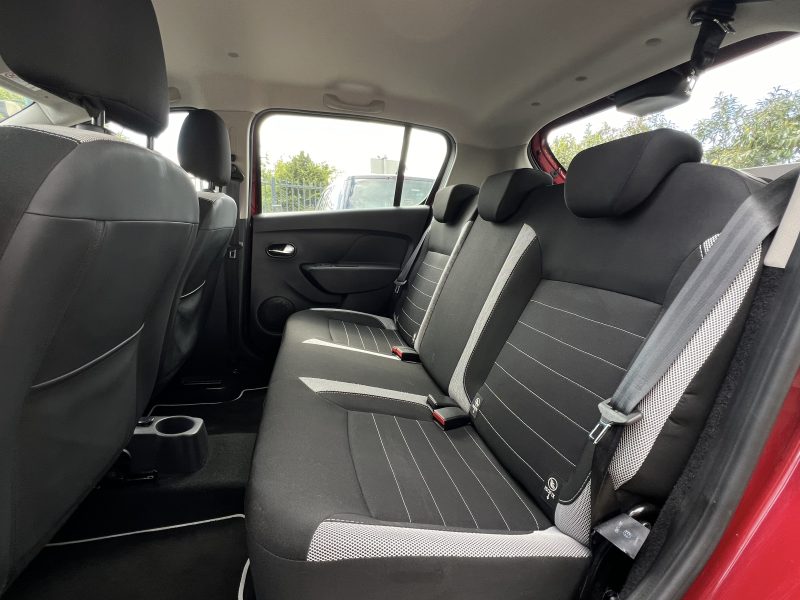 DACIA SANDERO II PHASE 2 STEPWAY 0.9 TCE 90 APPLE CARPLAY GPS BLUETOOTH CRIT AIR 1 - GARANTIE 1 AN
