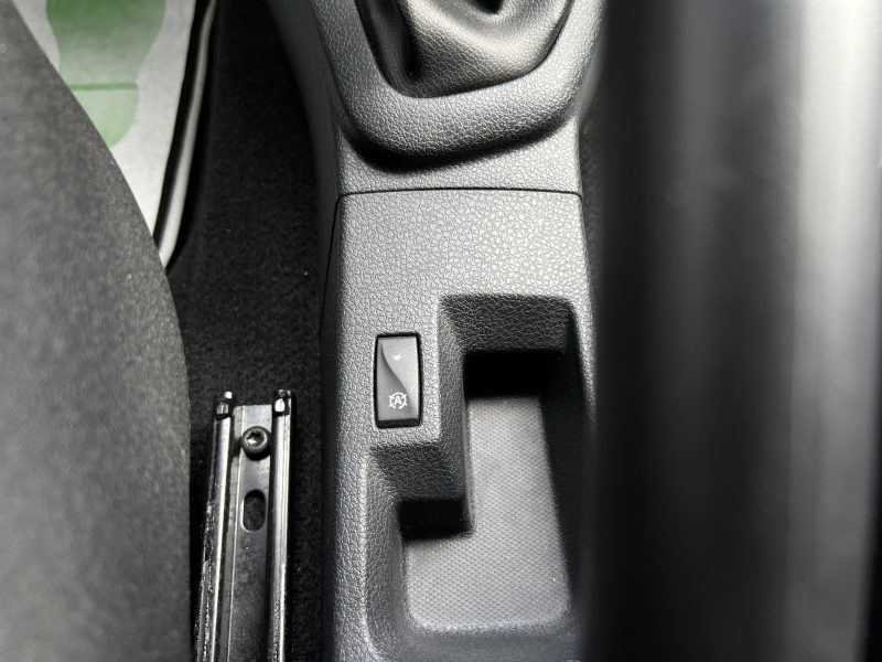 DACIA SANDERO II PHASE 2 STEPWAY 0.9 TCE 90 APPLE CARPLAY GPS BLUETOOTH CRIT AIR 1 - GARANTIE 1 AN