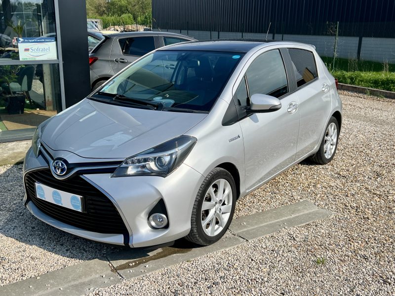 TOYOTA YARIS III  STYLE TOIT PANORAMIQUE 11/2014