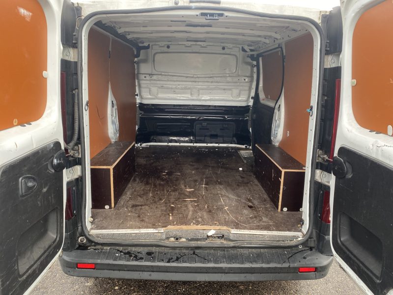RENAULT TRAFIC L1H1 1000 GRAND CONFORT 1.6 L DCI 120 ch