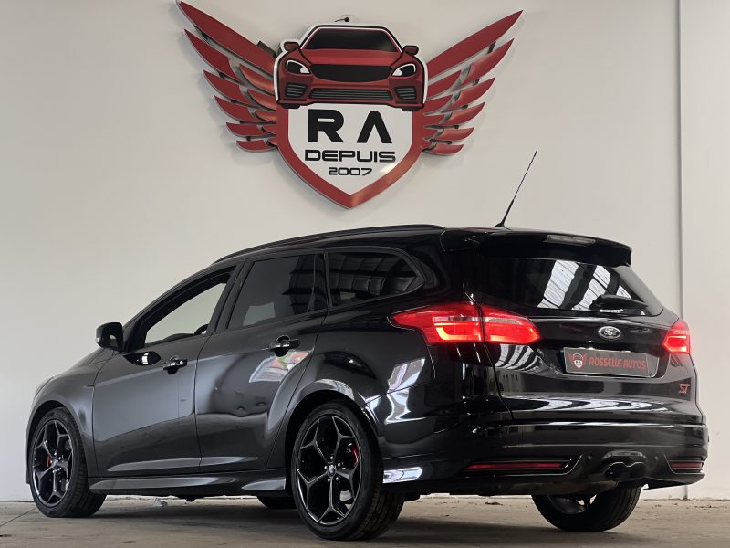 FORD FOCUS ST 2.0 ECOBOOST 250CH