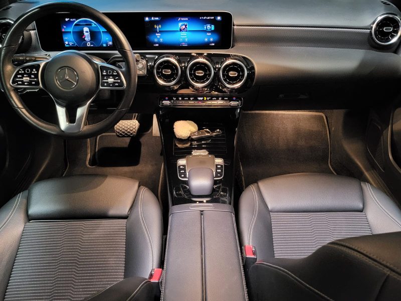 MERCEDES CLASSE A 180 d  116cv PROGRESSIVE LINE CAMERA / TOIT OUVRANT / GPS