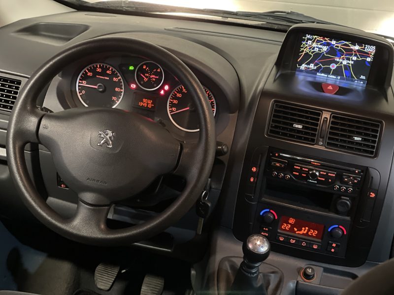 PEUGEOT EXPERT/2013/1MAIN/TPMR/2.0 HDI 128CV/CARNET COMPLET/135000KM/LONG CHASSIS 