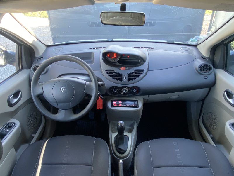 RENAULT TWINGO II 2008
