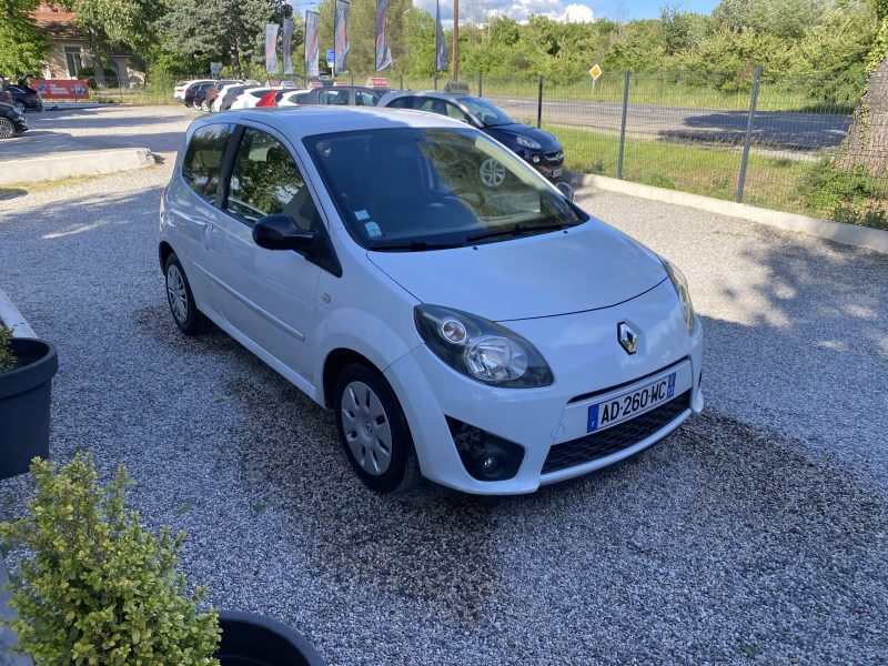 RENAULT TWINGO II 2008