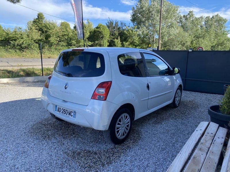 RENAULT TWINGO II 2008