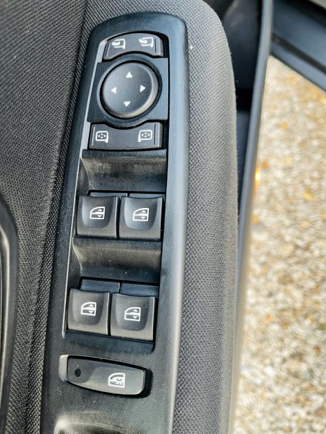 RENAULT MEGANE III 2012