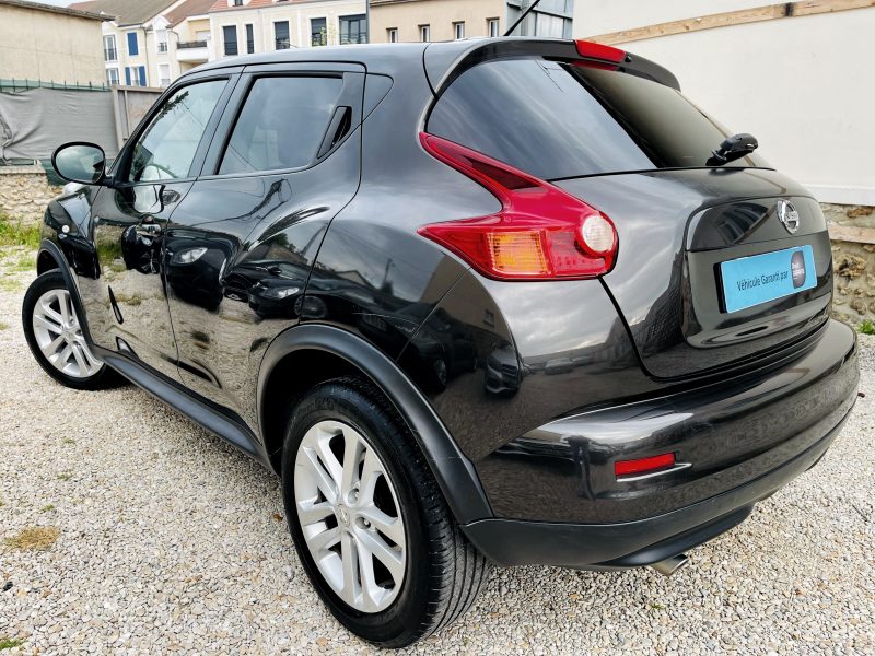 NISSAN JUKE 2011