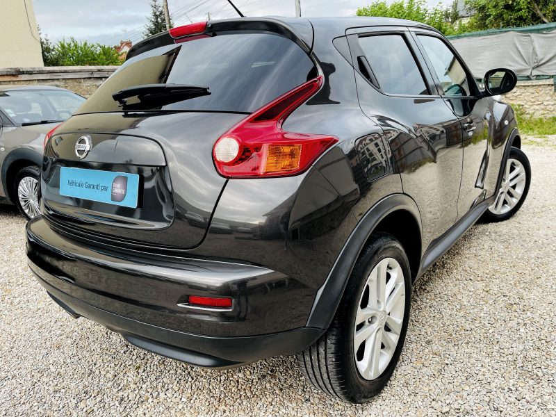 NISSAN JUKE 2011