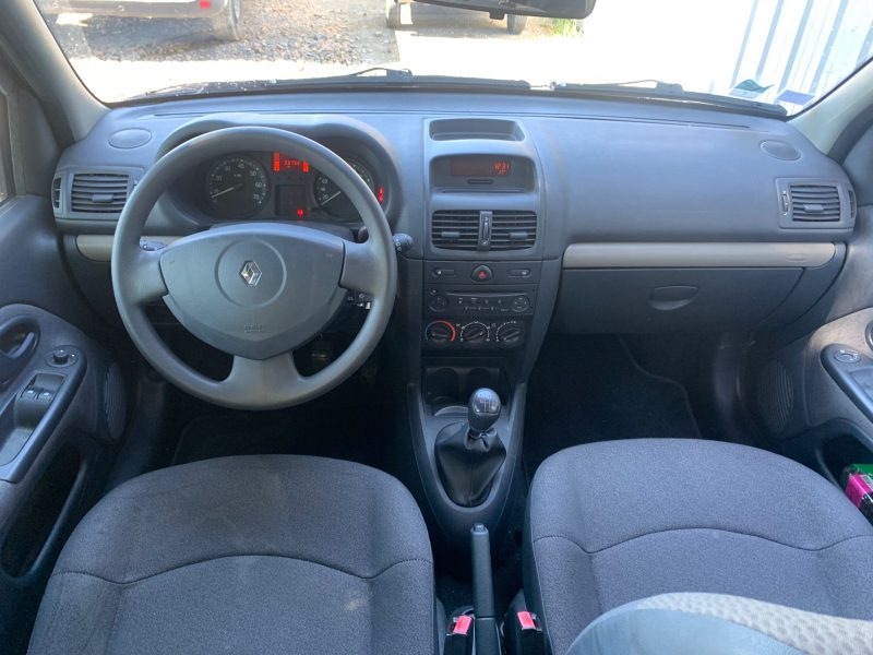 RENAULT CLIO II 2004