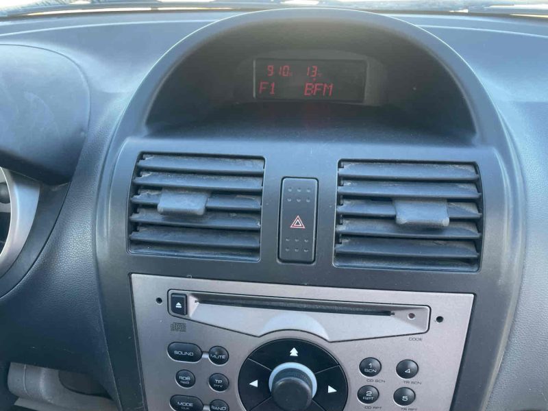 MERCEDES VITO 110 CDI COMPACT BOITE 6 3 PLACES 2011