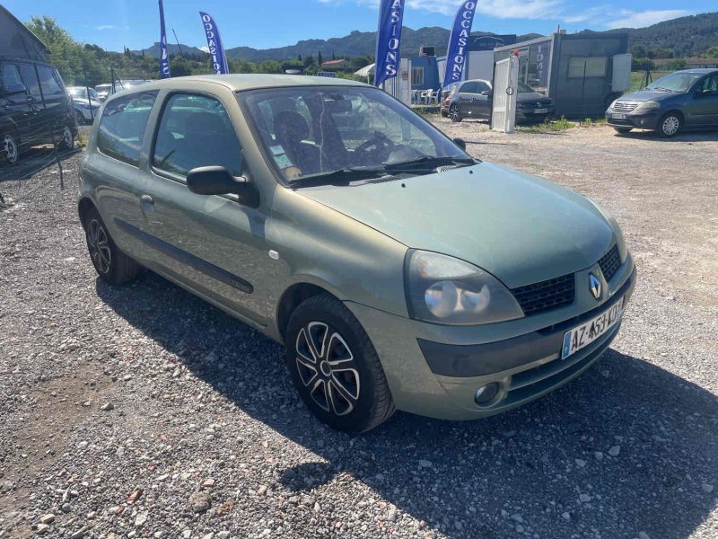 RENAULT CLIO II 2003