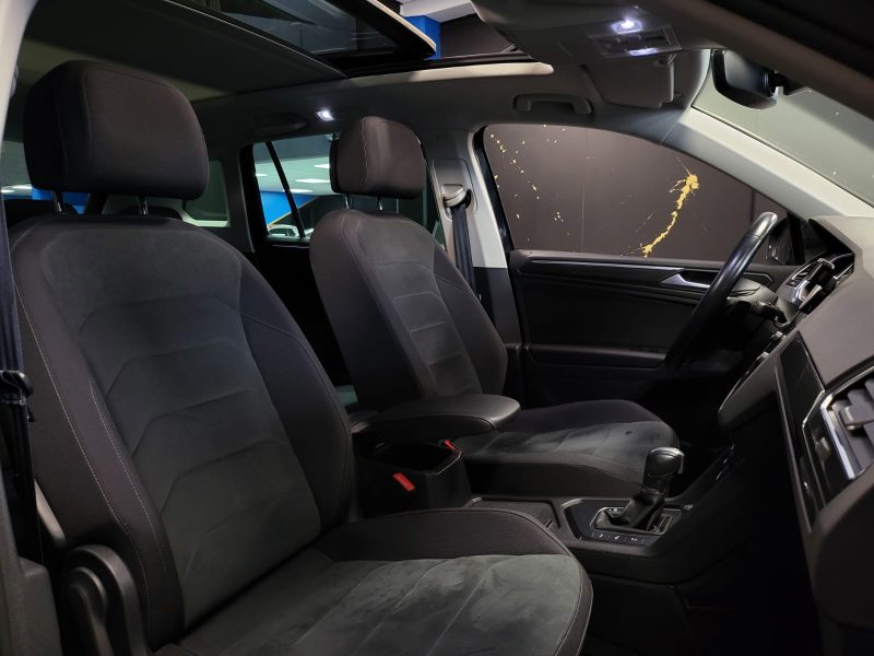 VOLKSWAGEN TIGUAN 2.0 TDI 150cv CARAT / TOIT OUVRANT+CARPLAY+CAMÉRA DE RECUL+VIRTUAL COCKPIT+FULL EN