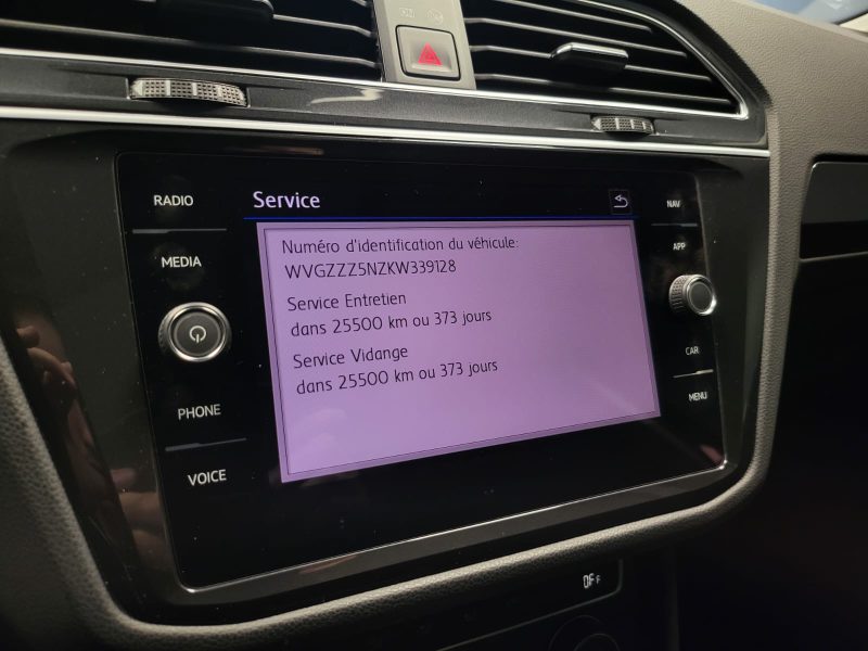 VOLKSWAGEN TIGUAN 2.0 TDI 150cv CARAT / TOIT OUVRANT+CARPLAY+CAMÉRA DE RECUL+VIRTUAL COCKPIT+FULL EN