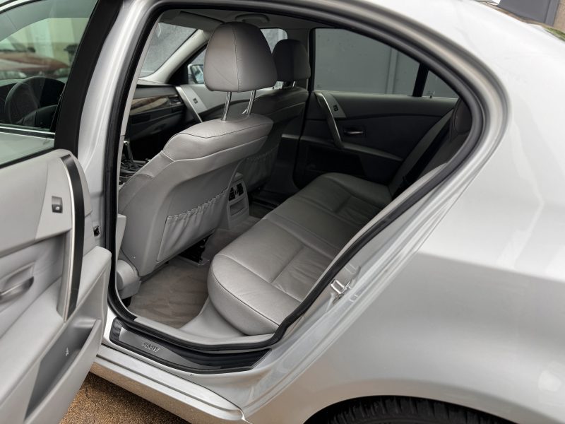 BMW SERIE 5 530 D PAYEZ EN 4X !