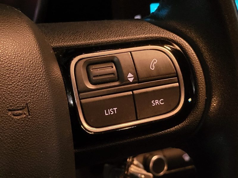 1.6 BlueHDi 100 cv FEEL / GPS / REGULATEUR / RADAR AR